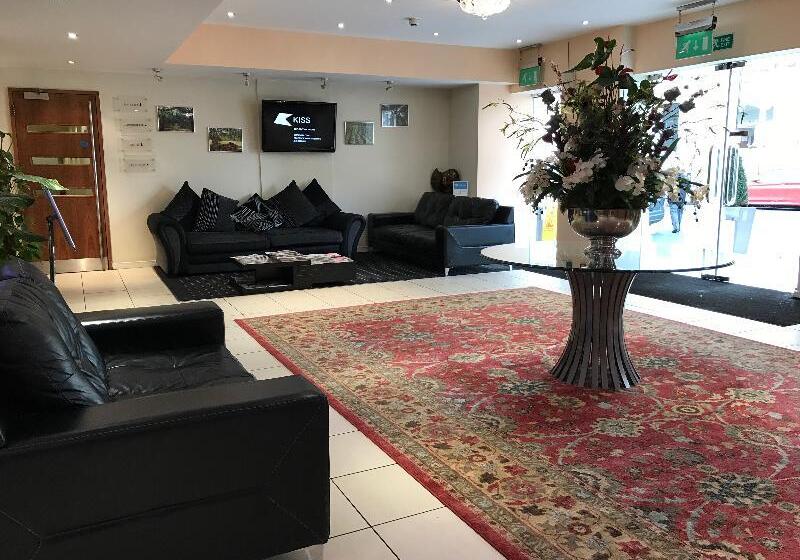 Grand Plaza Serviced Apartments