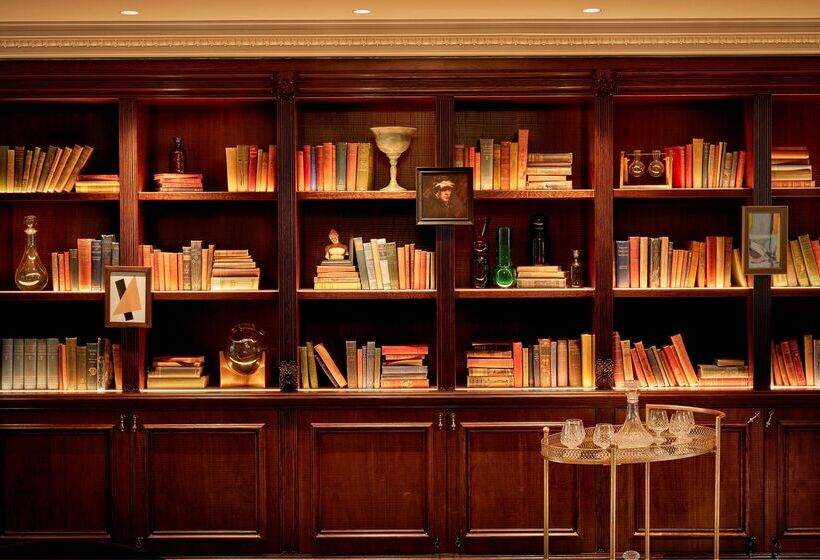 100 Queen S Gate Hotel London, Curio Collection By Hilton