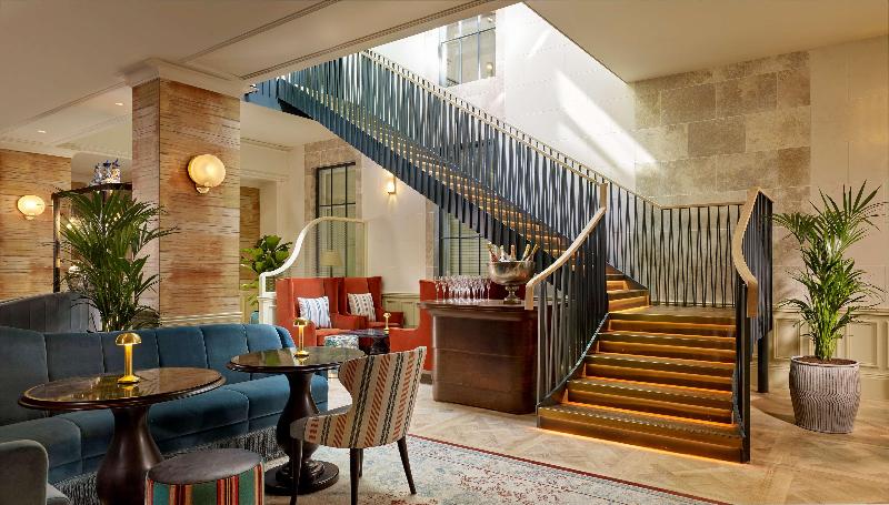 100 Queen S Gate Hotel London, Curio Collection By Hilton