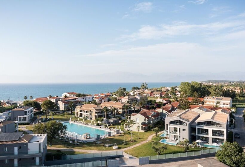 酒店 Acharavi Beach