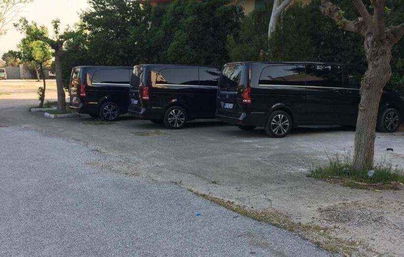 Acharnis Kavallari Hotel Suites