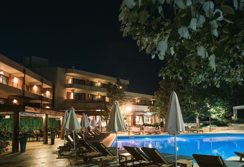 Alexander Beach Hotel & Spa