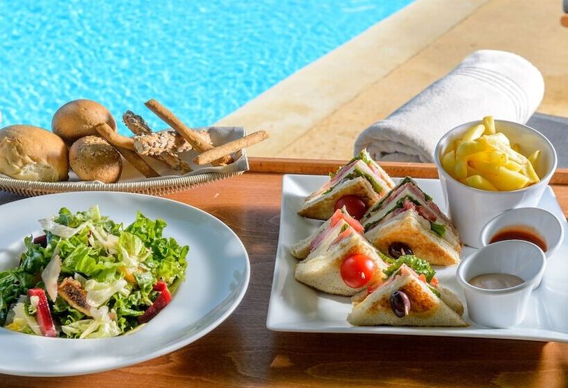 Alexander Beach Hotel & Spa