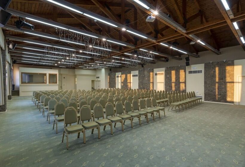 Domotel Anemolia Mountain Resort