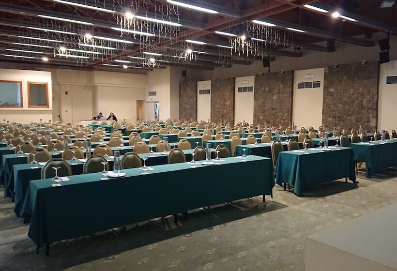 Domotel Anemolia Mountain Resort