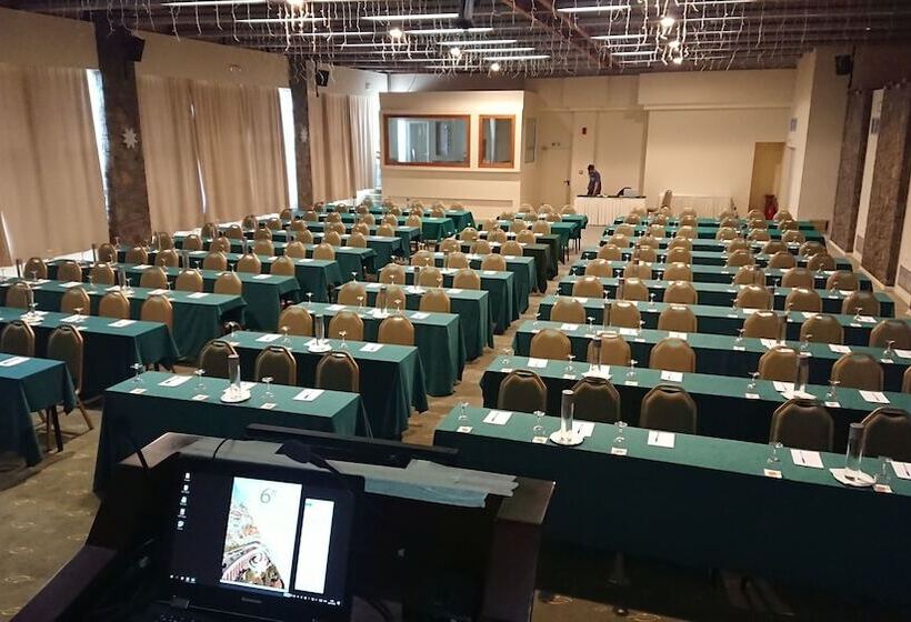 Domotel Anemolia Mountain Resort