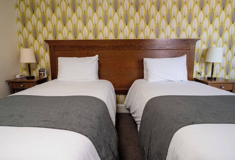 ホテル Antelope By Greene King Inns