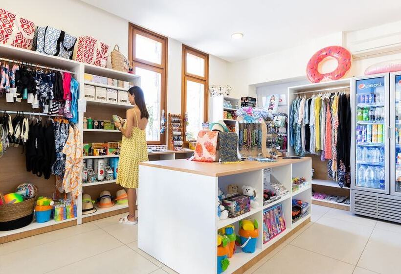 בית מלון כפרי Ariadne Beach  Adults Only