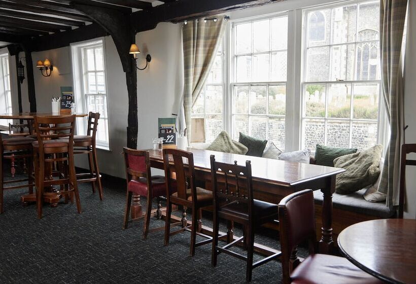 فندق Bell By Greene King Inns