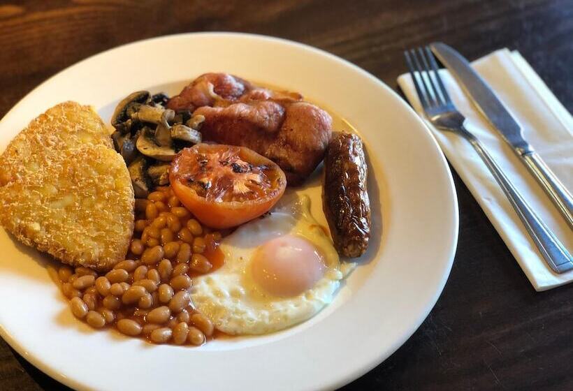 فندق Bell By Greene King Inns