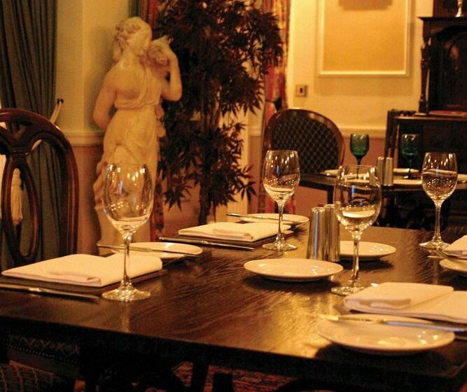 Отель Best Western Cross Lanes