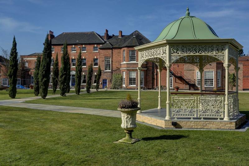 בית מלון כפרי Best Western Plus West Retford