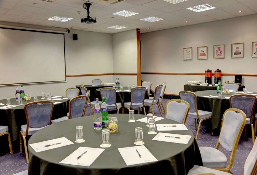 Отель Best Western Stoke On Trent City Centre