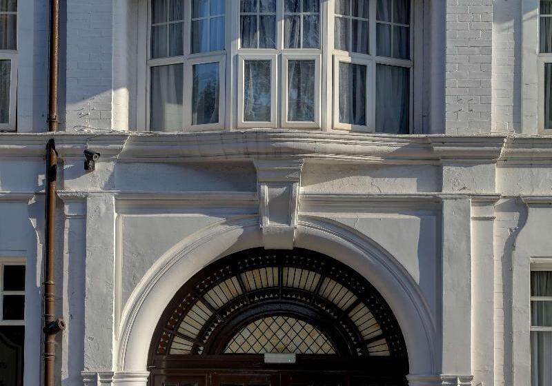 Отель Best Western Stoke On Trent City Centre