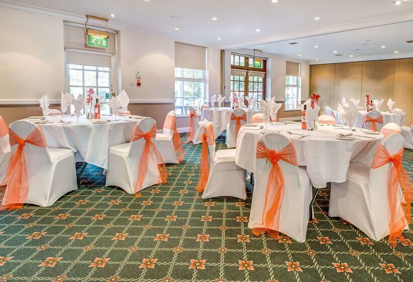 Отель Best Western The Royal Chase