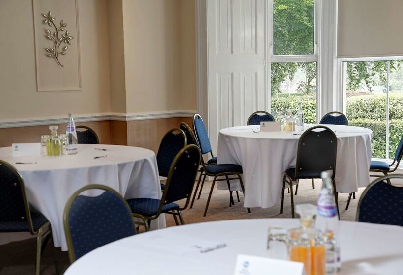 Отель Best Western The Royal Chase