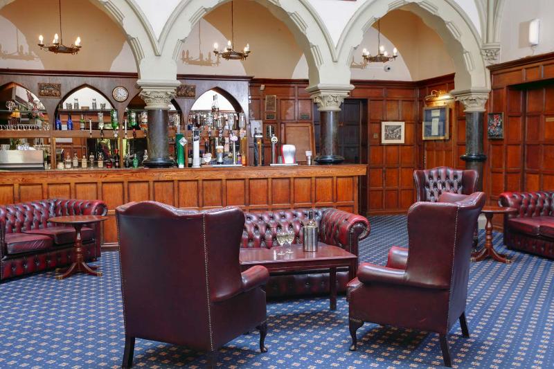 호텔 Bestwood Lodge