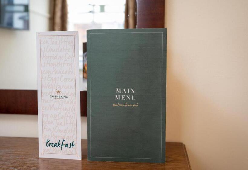 호텔 Castle And Ball By Greene King Inns