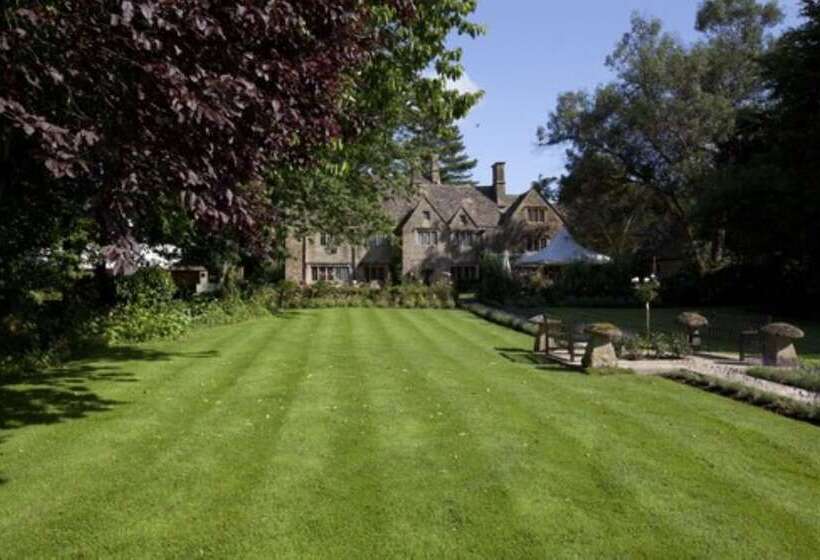 ホテル Charingworth Manor