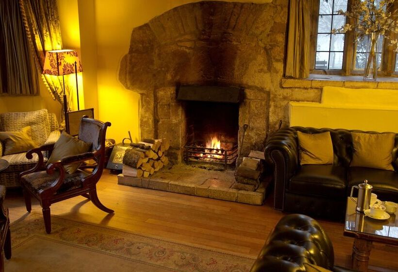 ホテル Charingworth Manor