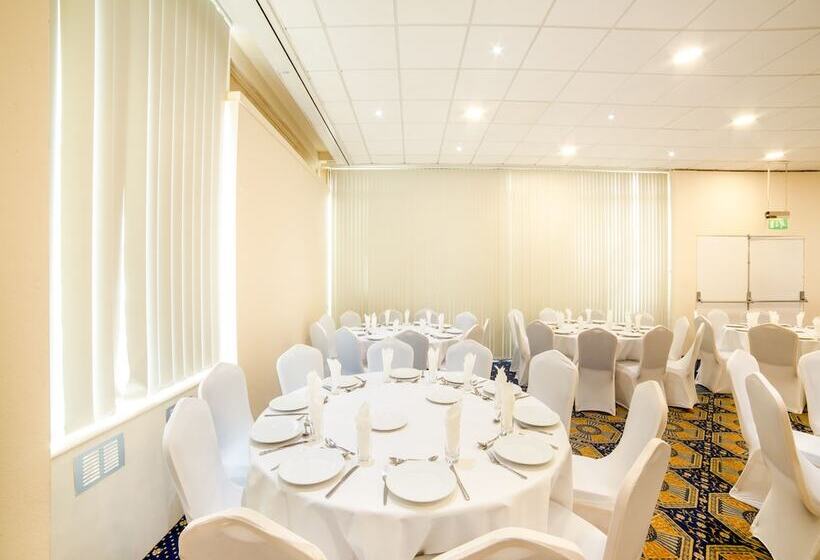 Отель The Chiltern