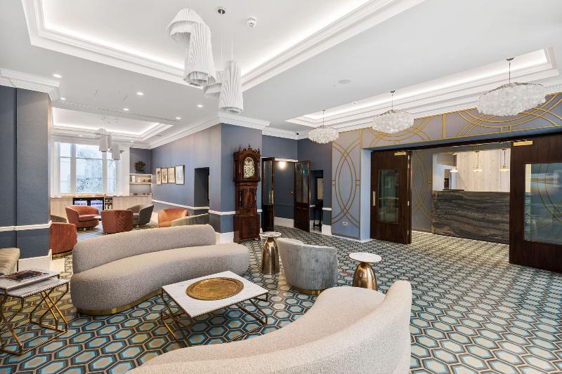 Отель Commodore