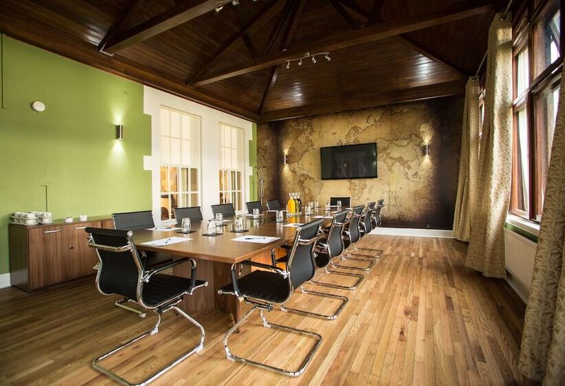 ホテル Crabwall Manor & Spa   Bw Signature Collection