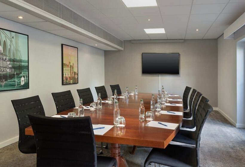 Delta Hotels By Marriott Tudor Park Country Club