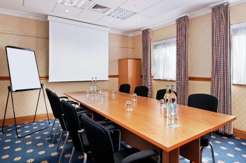 Delta Hotels By Marriott Warwick