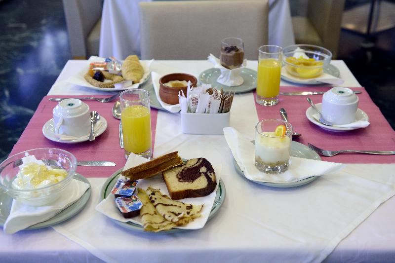 Dorian Inn   Sure Hotel Collection By Best Western