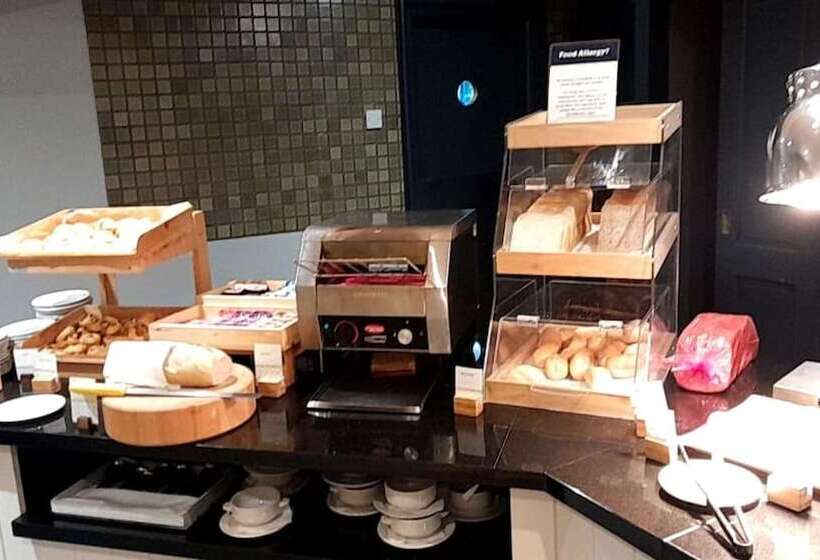 Orida Hotels Newbury