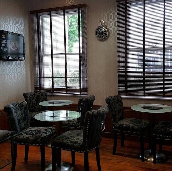 ホテル Duke Of Leinster