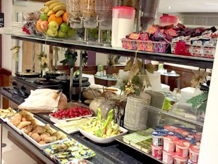 Отель Duke Of Leinster