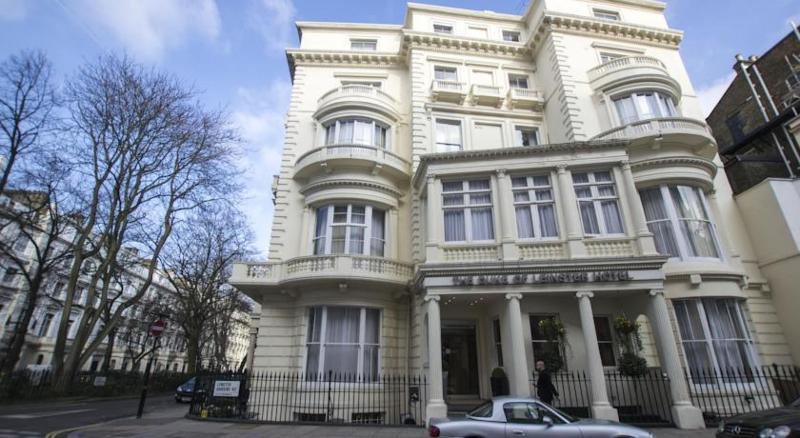 Отель Duke Of Leinster