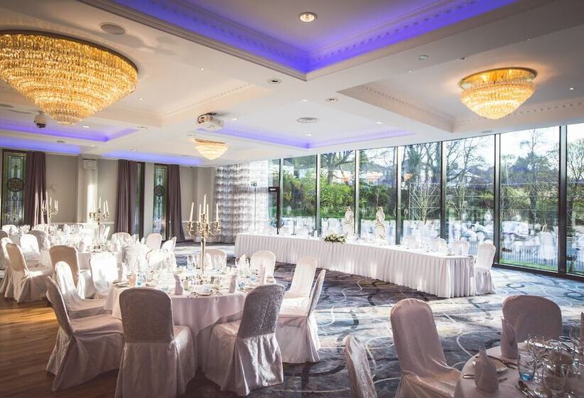 Отель Everglades