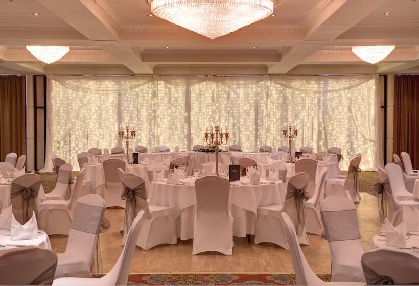 Отель Everglades