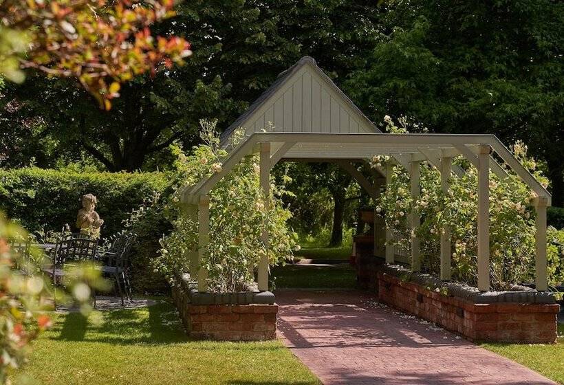 Fairlawns, Hotel And Spa