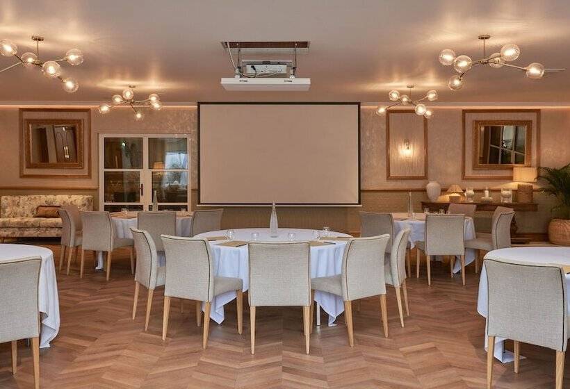 Fairlawns, Hotel And Spa