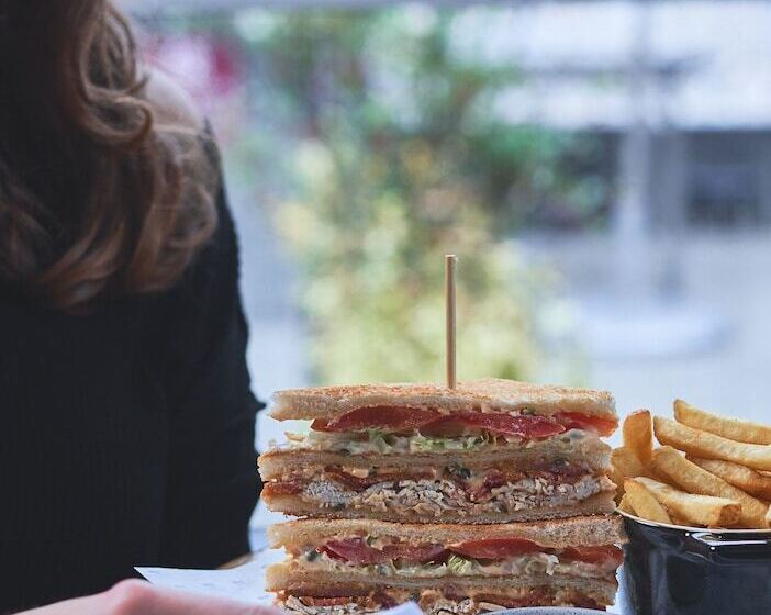 Fairlawns, Hotel And Spa