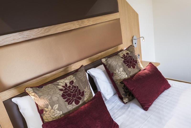 Fairlawns, Hotel And Spa