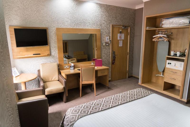 Fairlawns, Hotel And Spa