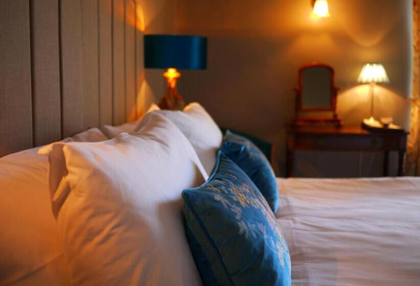 בית מלון כפרי Glewstone Court Country House