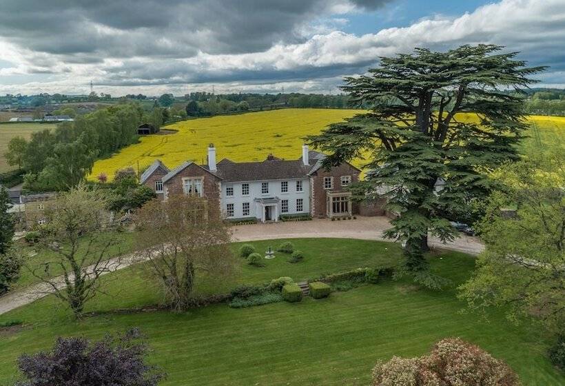 בית מלון כפרי Glewstone Court Country House