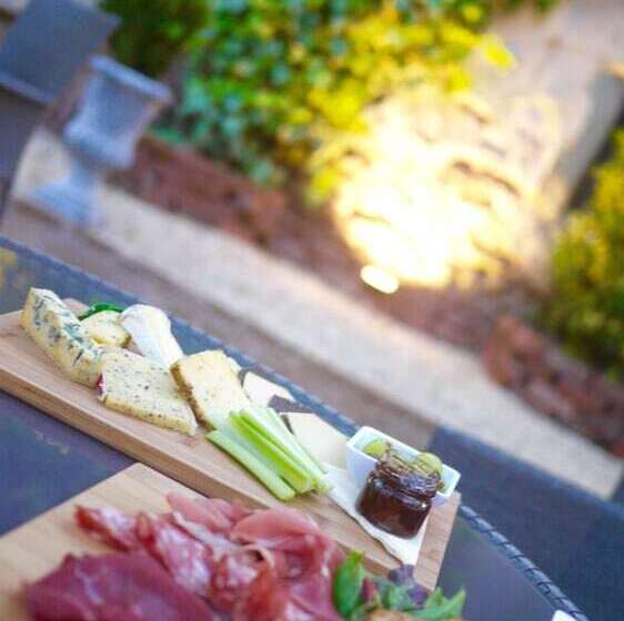 בית מלון כפרי Glewstone Court Country House