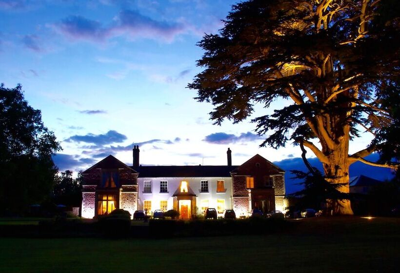 בית מלון כפרי Glewstone Court Country House