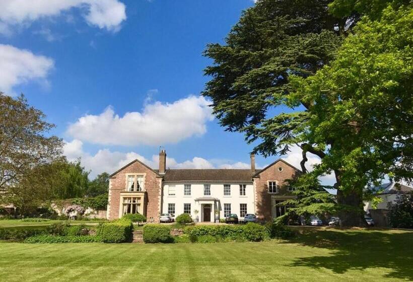 בית מלון כפרי Glewstone Court Country House