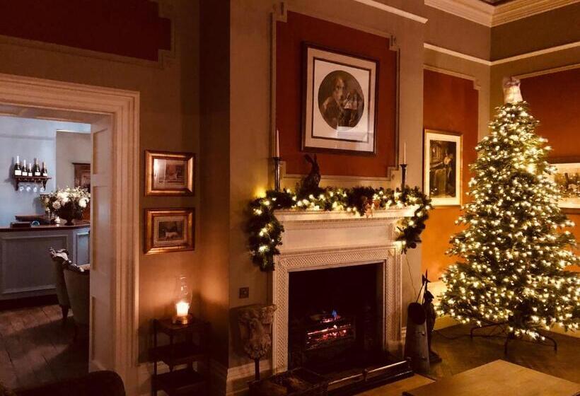 בית מלון כפרי Glewstone Court Country House