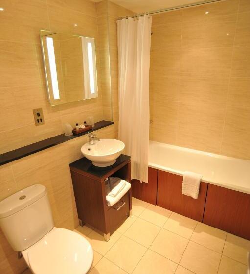 Отель Golden Lion