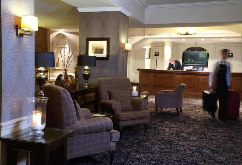 Отель Golden Lion