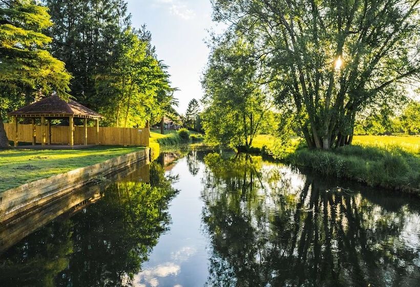 בית מלון כפרי The Riverside